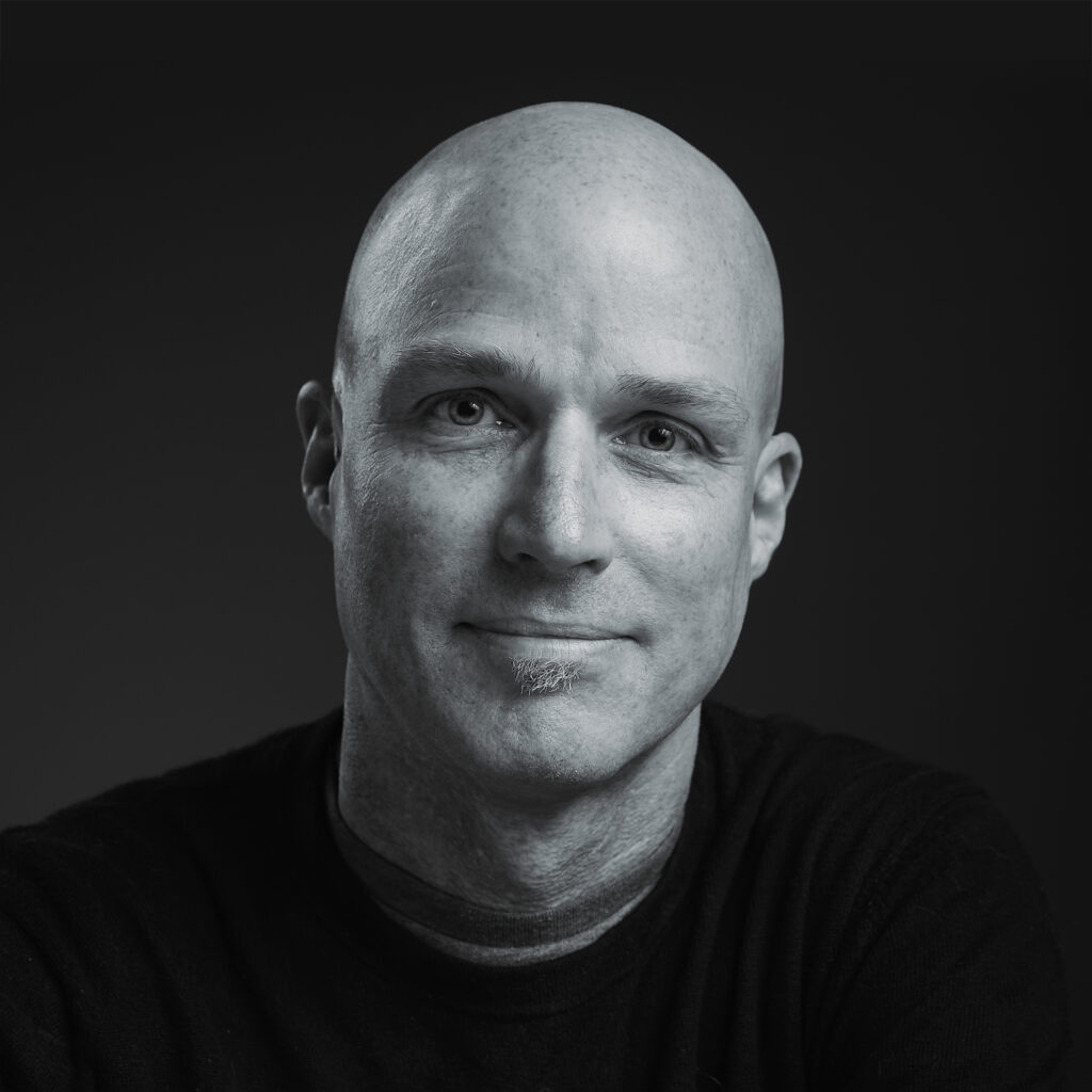 LinkedIn_BW copy Dennis Bonifer, advertising and product photographer